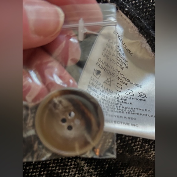 NWT, NVLT Thread Collective Black and White Eyelash Coatigen, Size XL - Picture 13 of 16